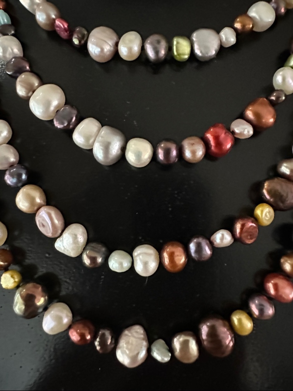 Genuine pearl EUC multi-colored long strand. Freshwater pearls & shortener ring - Picture 2 of 5